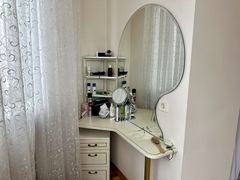 Apartment on Dovzhenko Street