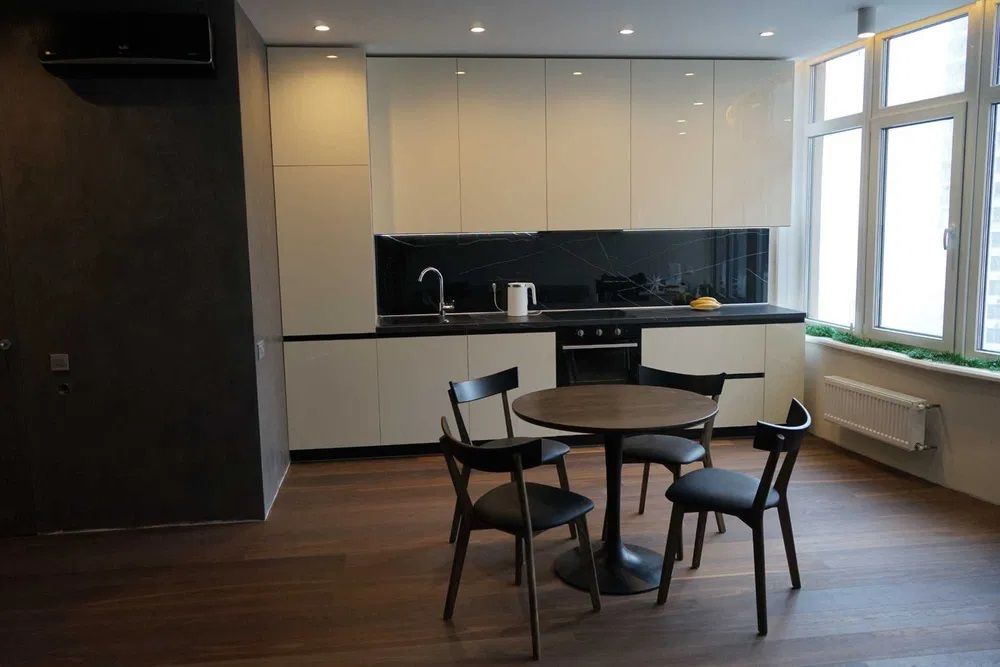 Apartment on Samofalova Street