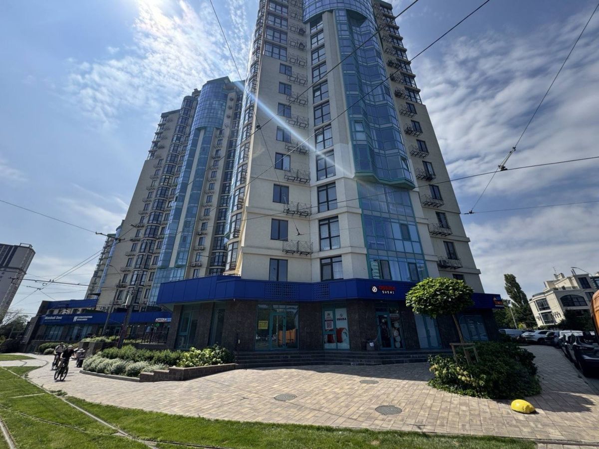 Apartment on Fontanska Road