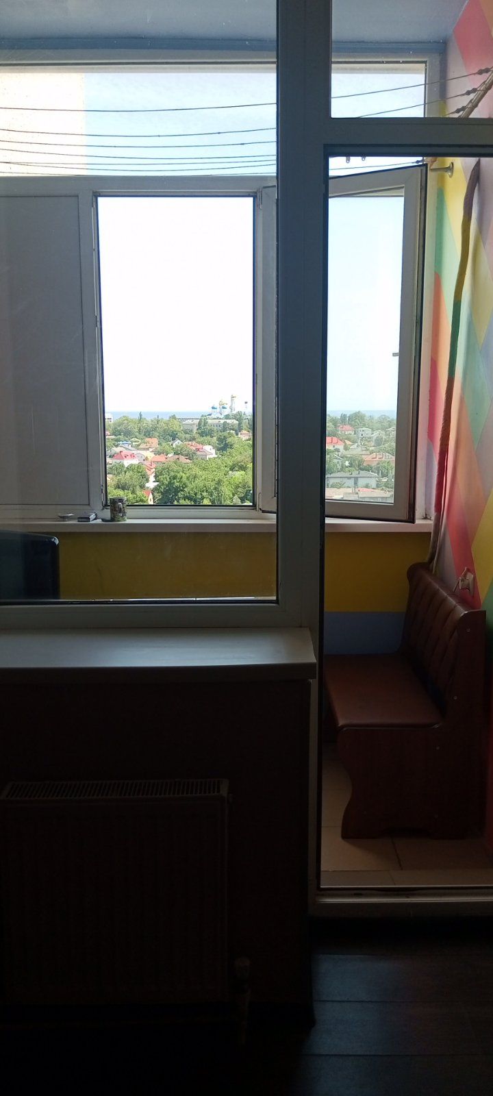 Квартира на Чикаленка вул.
