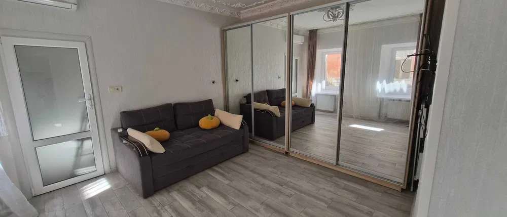 Apartment on Kostetska Street