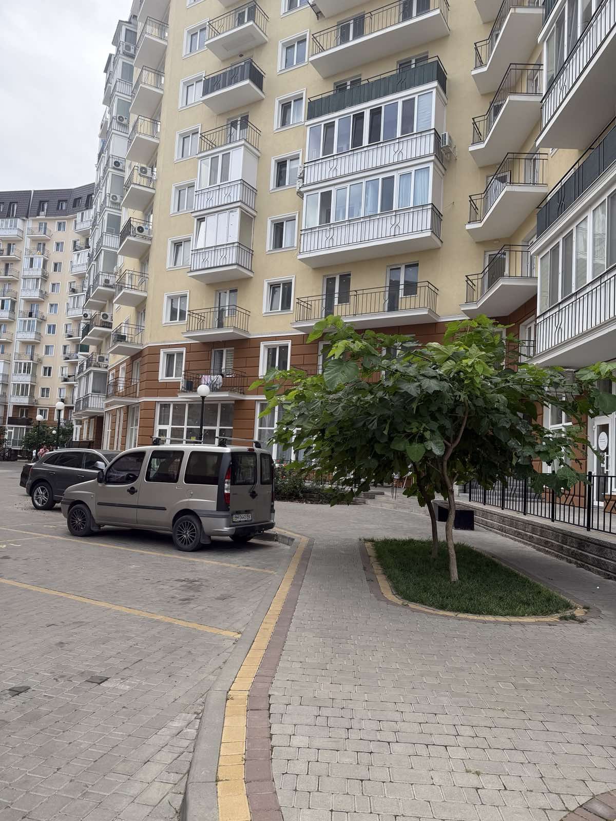 Apartment on Lyustdorfskaya Road.