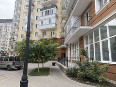 Apartment on Lyustdorfskaya Road.