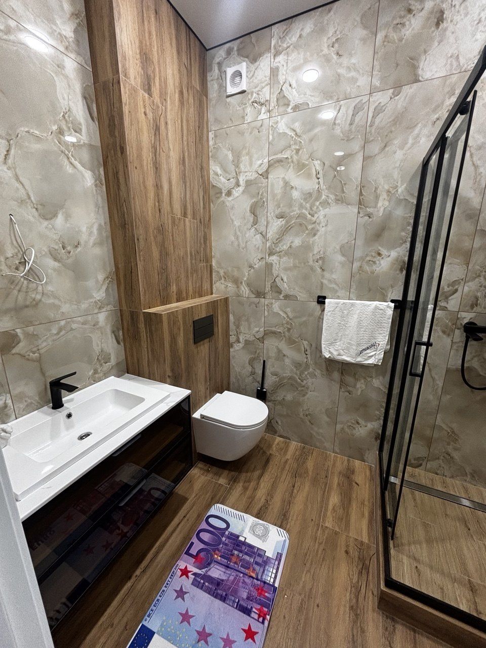 Apartment on Morekhidnyi Lane.