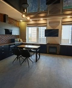 Apartment on V. Samofalova Street
