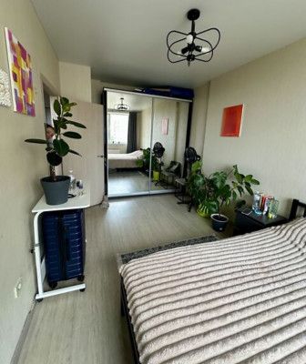 Apartment on M. Hrushevsky Street