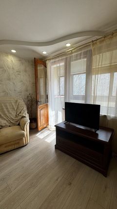 Квартира на Небесній Сотні