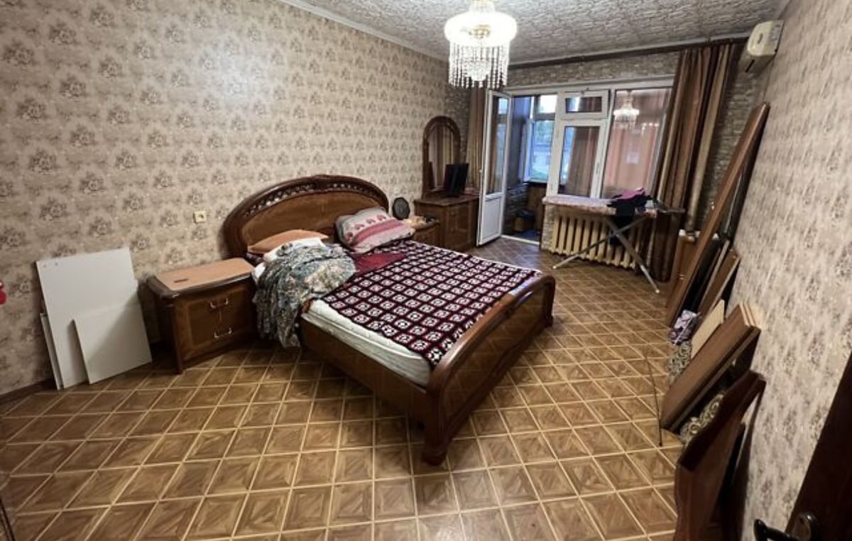 Apartment on Akademika Korolyova St.