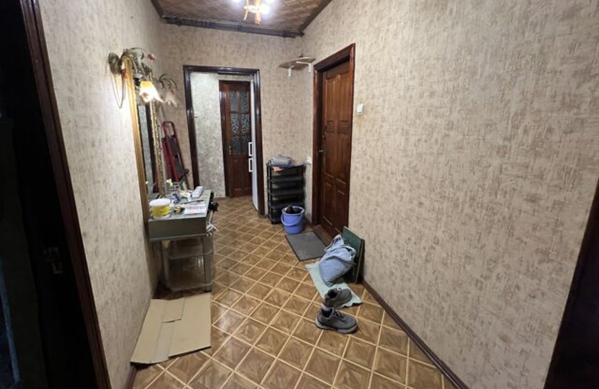 Apartment on Akademika Korolyova St.