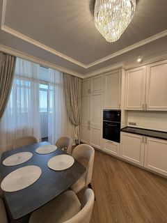 Квартира на Французькому бульв.
