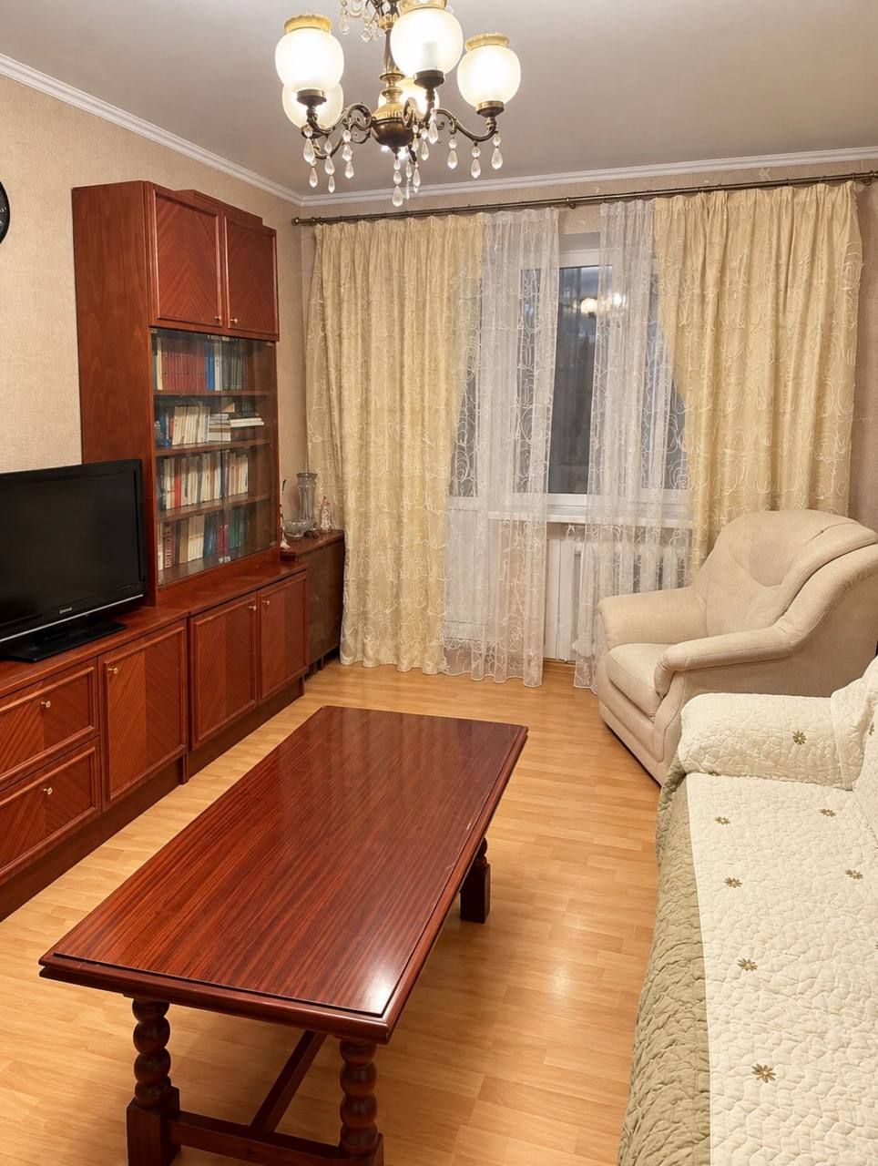 квартира на Небесной сотні вул.
