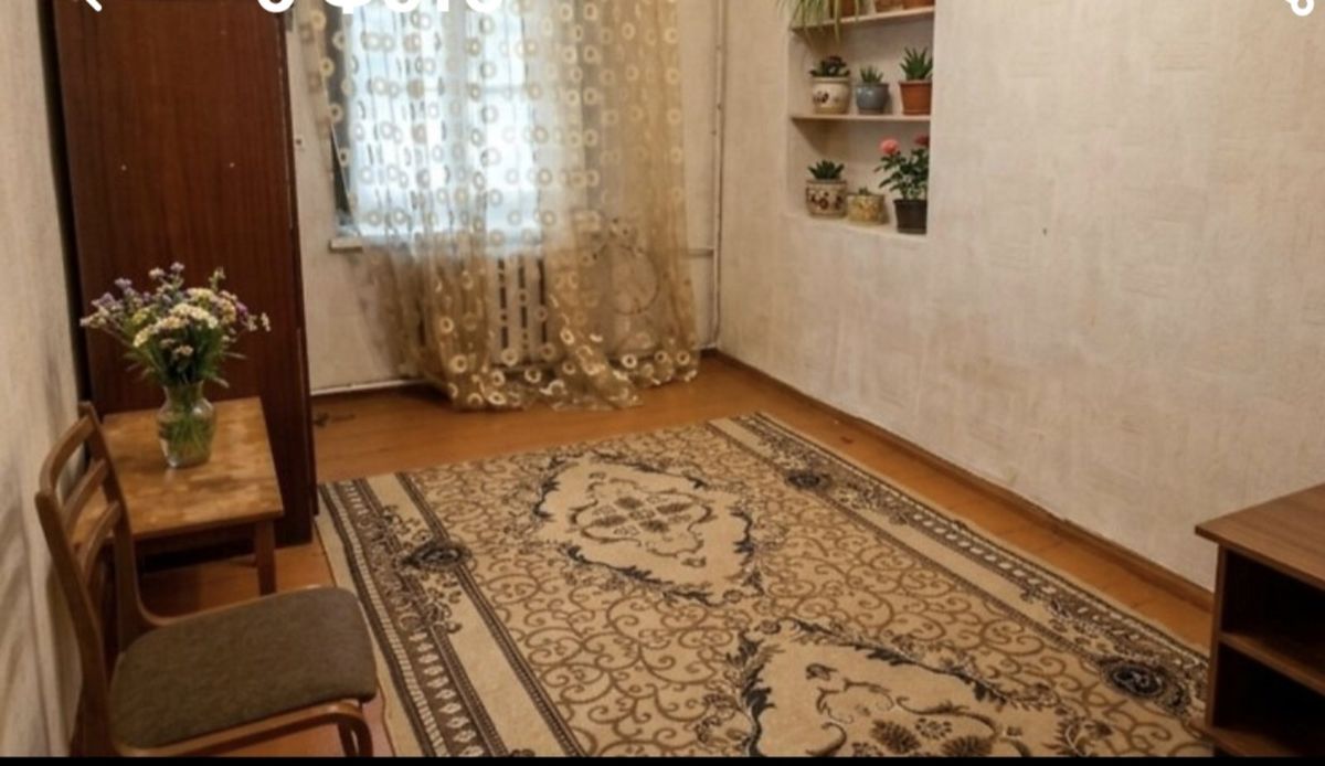 Квартира на 10 квітня вул.