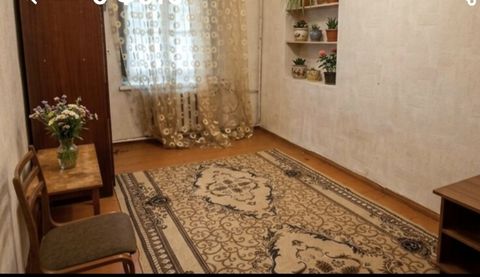 Квартира на 10 квітня вул.