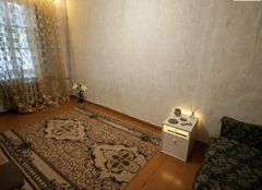 Квартира на 10 квітня вул.