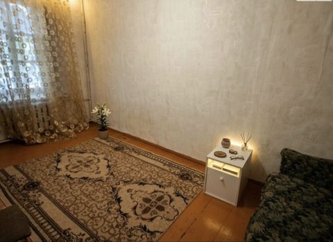 Квартира на 10 квітня вул.