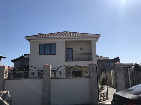 Будинок Ясна вул.