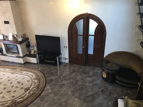 Будинок на Західна вул