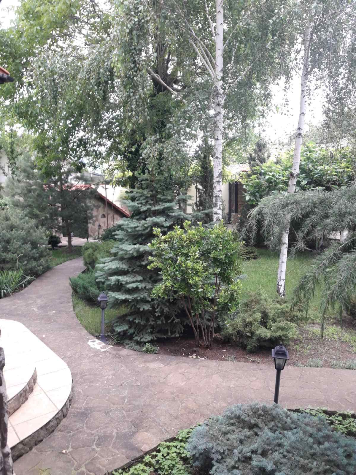 4х этажный особняк на улице Фонтанская дорога.