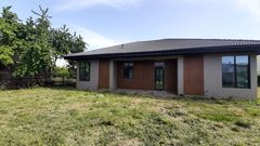 У продажу Шикарний новий будинок