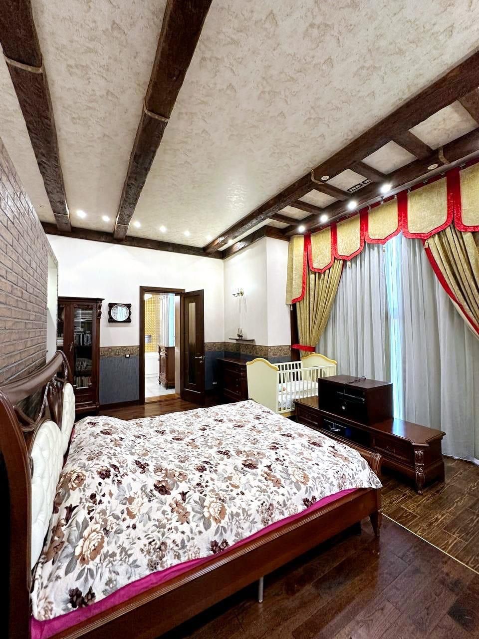 Luxury home for sale on Sovinion 3