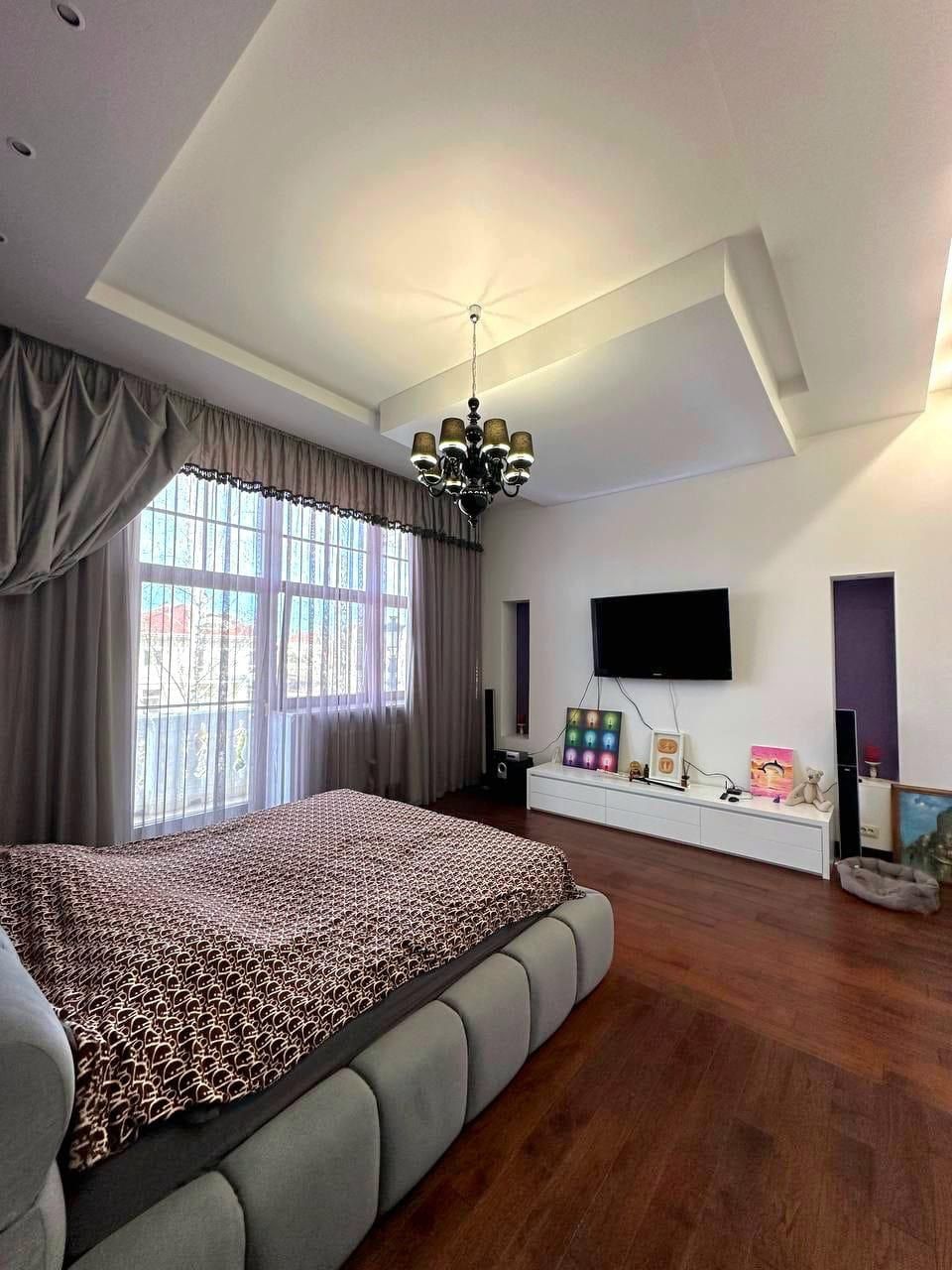 Luxury home for sale on Sovinion 3