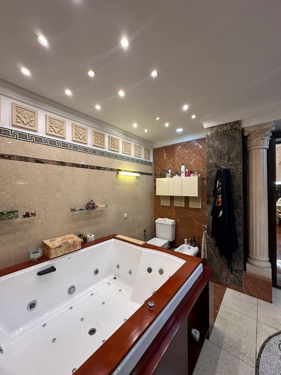 Luxury home for sale on Sovinion 3