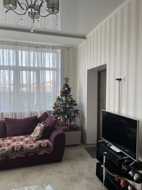 The house is located in Sovinion, Berehova Vuzha.