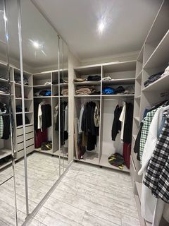 Будинок на Райдужна вул.