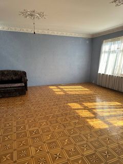 Будинок на Купріна вул.