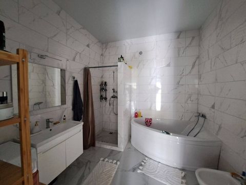 Будинок в Совиньоні.