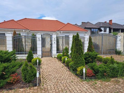 Будинок в Совиньоні.