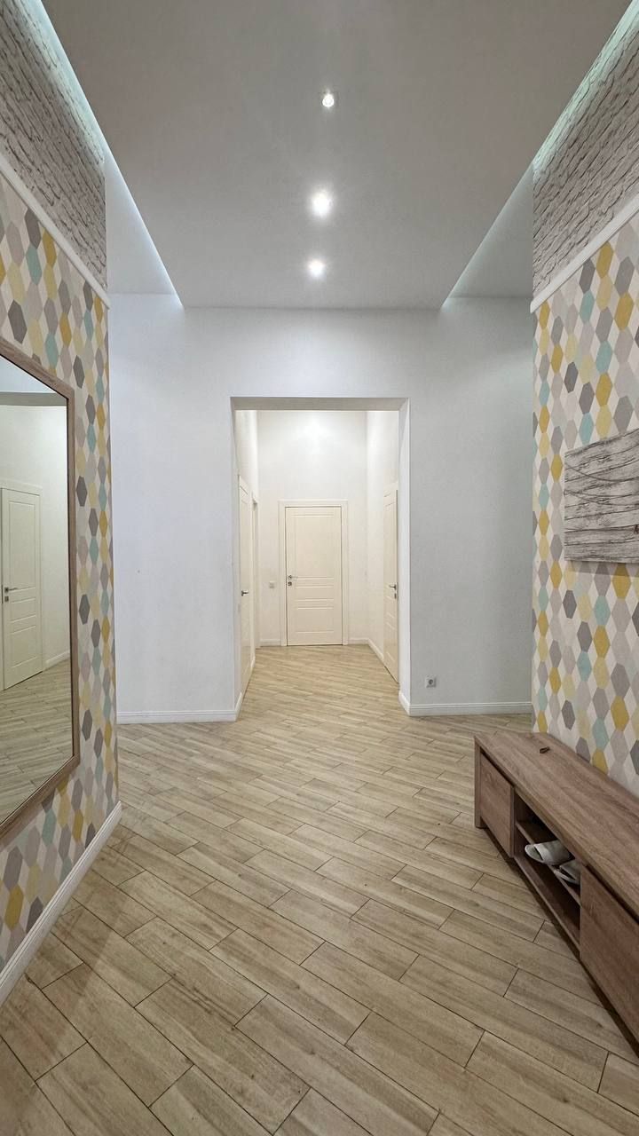 A spacious house is for sale at Sovinion 3