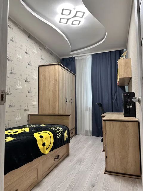 House at 11 Masiv St.