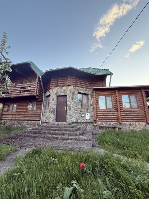 Будинок на Полуничній вул.