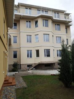 House on Raiduzhna Street
