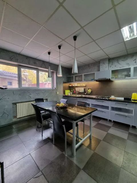 The house is located on Donskogo Dmitriya Street.