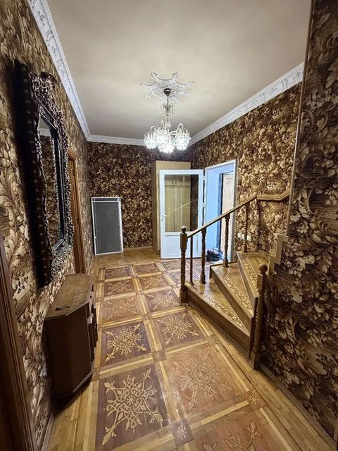 The house is located on Ferenc Liszt Street.