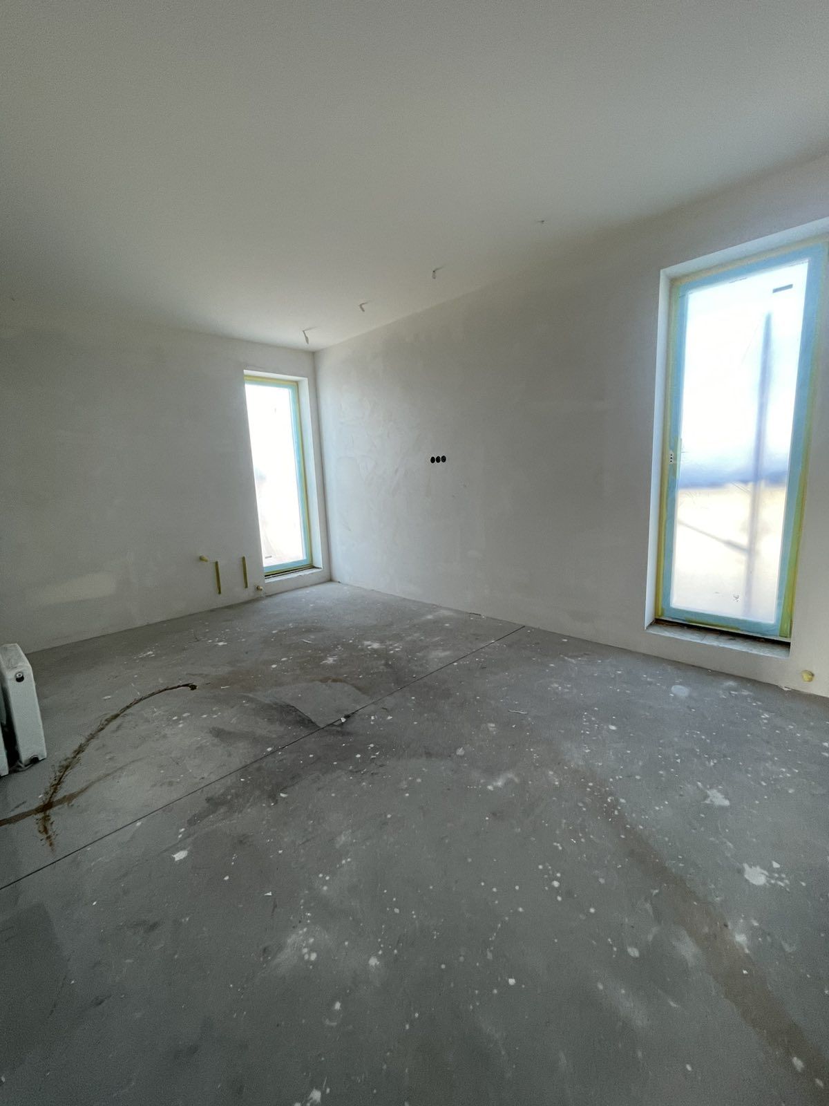 Будинок з ремонтом на Парусній.
